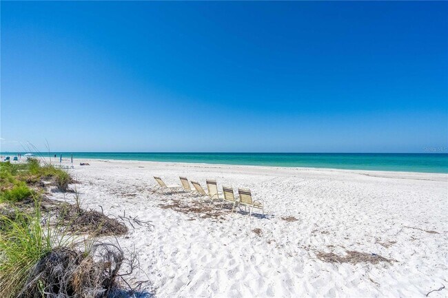 Building Photo - 5611 Gulf of Mexico Dr