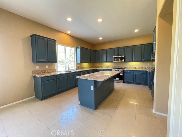 Building Photo - 8348 Barnwood Ln