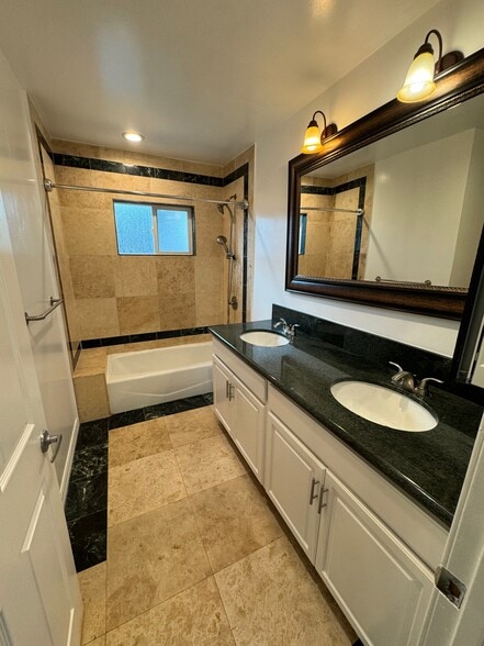 Building Photo - 18043 Martha St