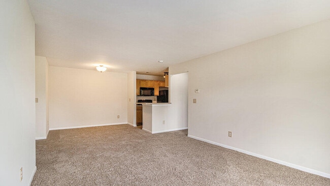 Building Photo - 1120 Addington Ln