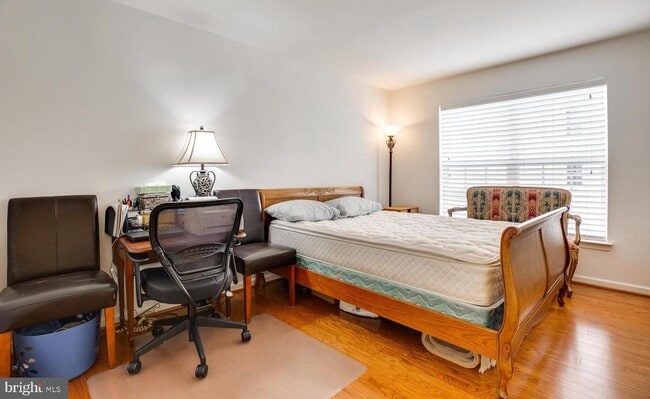 Primary Photo - 3009 Chesapeake Dr
