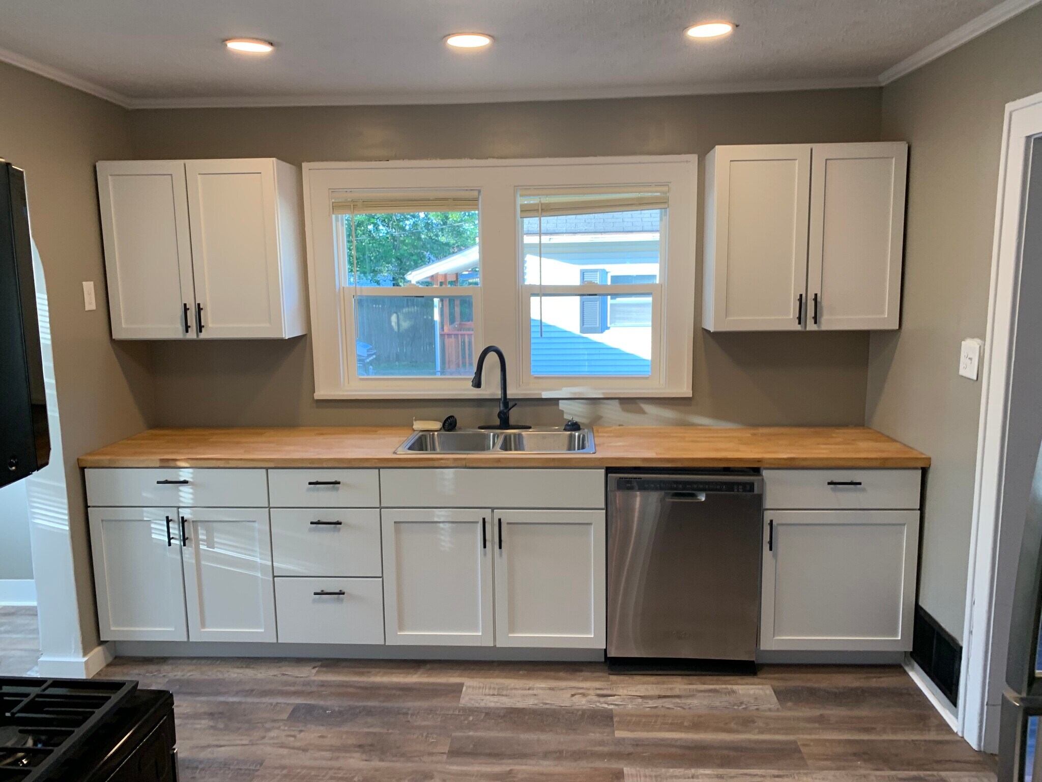 Kitchen - 1122 S Webster St