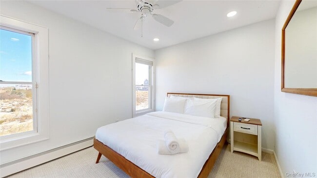 Building Photo - 750 Dune Rd