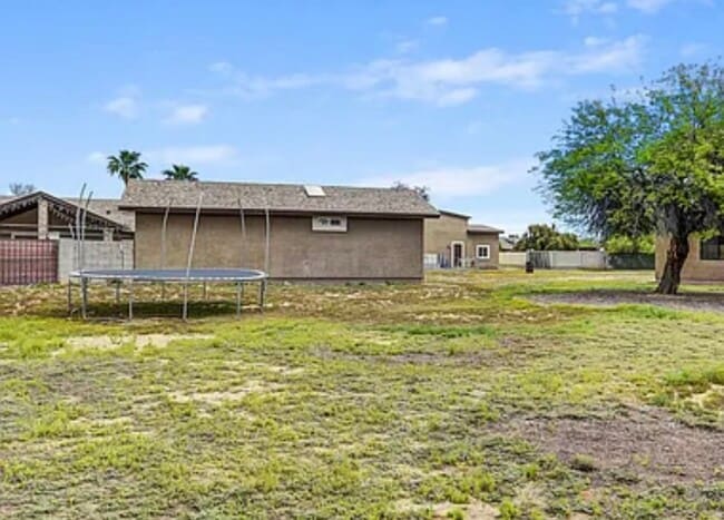 Building Photo - 8149 W Daley Ln
