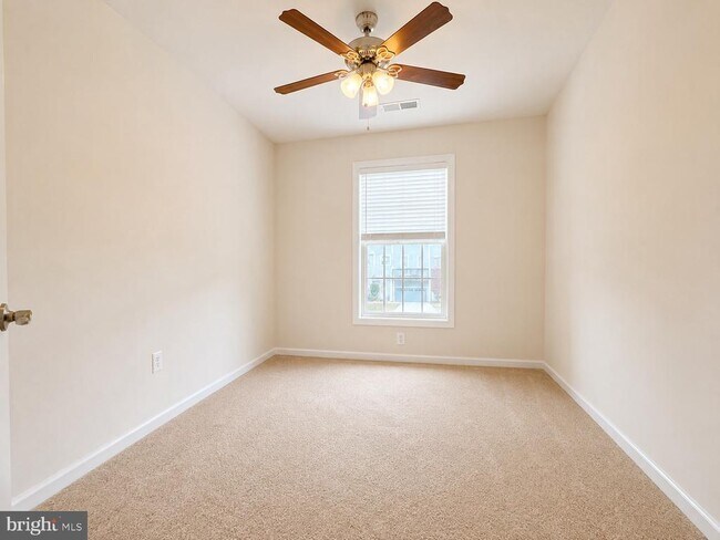 Building Photo - 1380 Timberwood Blvd