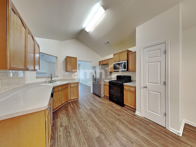 Building Photo - 1061 High Tide Trail