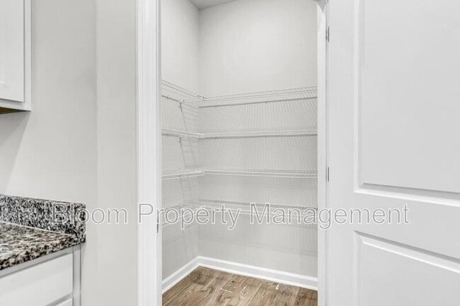 Building Photo - 641 Silver Spruce St