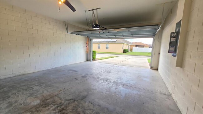 Building Photo - 4860 Nathan Hale Blvd