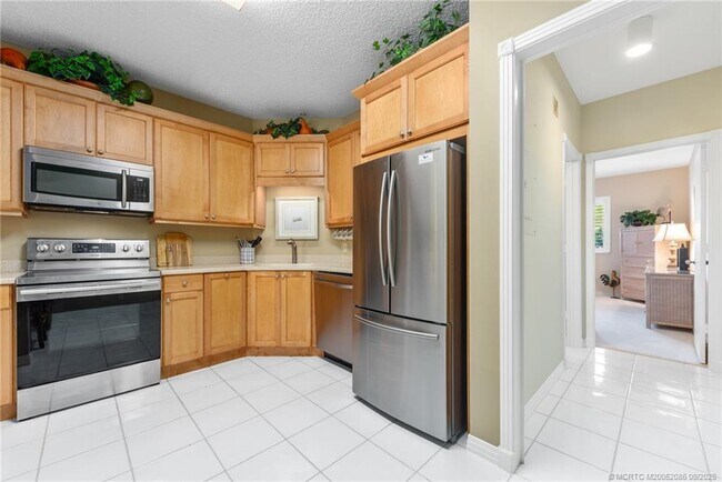 Building Photo - 12481 Harbour Ridge Blvd