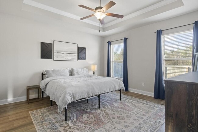 Building Photo - 1049 Stella Rd