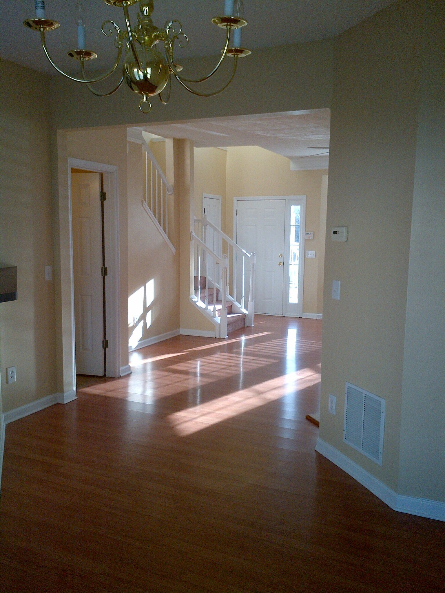 Building Photo - 132 Benfield Cir