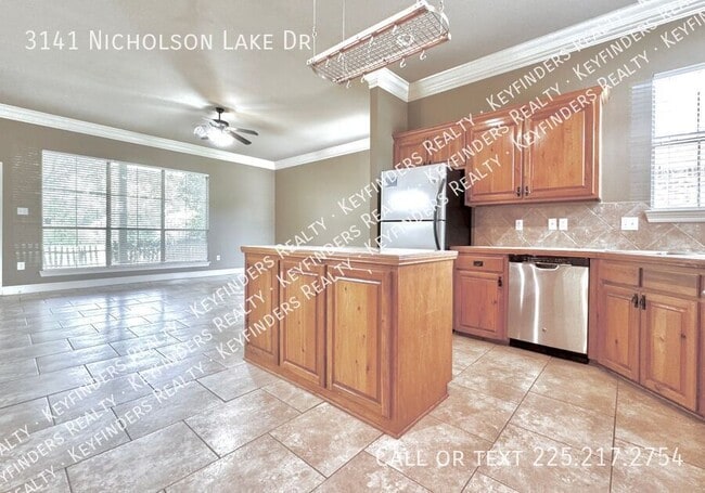 Building Photo - 3141 Nicholson Lake Dr