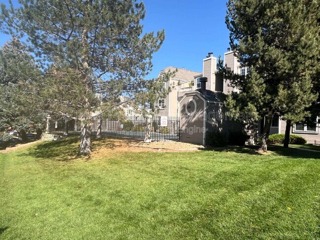 Building Photo - 5708 W Asbury Pl