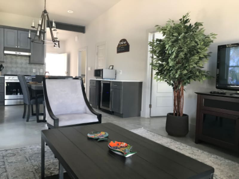 Building Photo - 1251 Canyon Shores