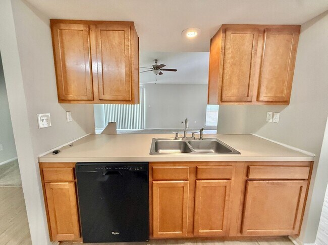 Building Photo - 1228 Pine Sap Ct