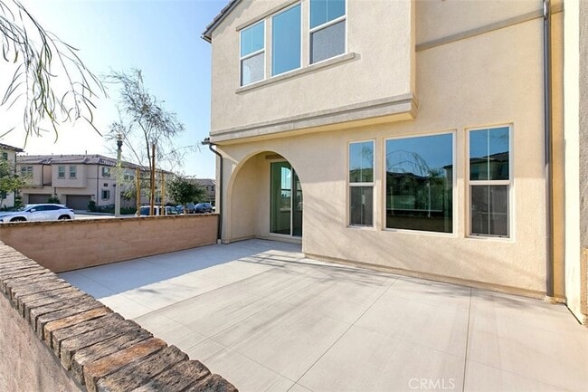 Building Photo - 87 Savannah