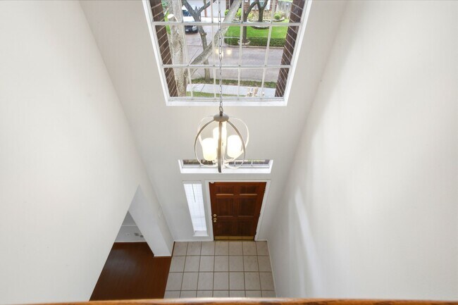 Building Photo - 3126 Waters View Dr