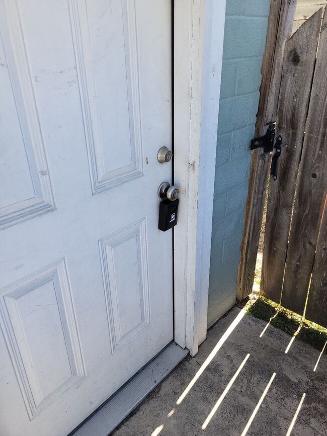 Building Photo - 6918 Irvington Blvd