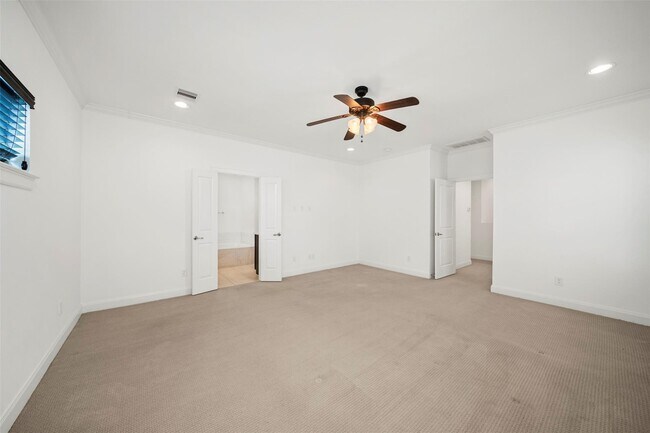 Building Photo - 22 Hermann Park Ct