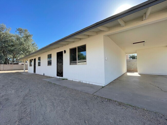 Building Photo - Charming 1 bed 1 bath in great location!