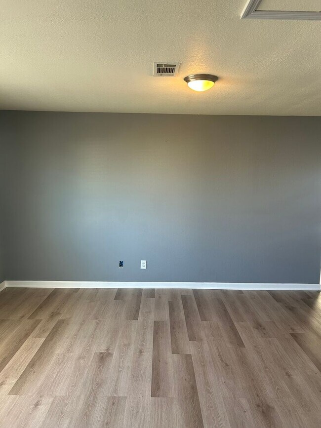 Building Photo - Madison City - County Line Road -Redstone Arsenal Gate 7