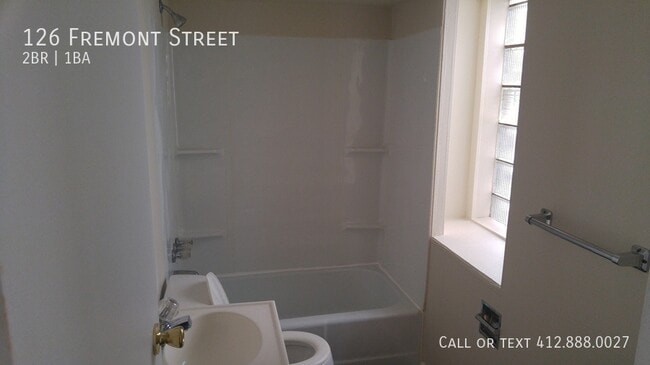 Building Photo - 126 N Fremont Ave