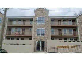 Building Photo - Sydenham Arms Apartments