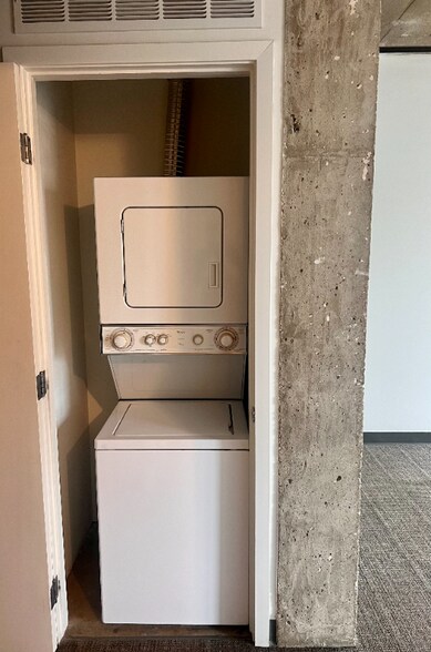 Building Photo - 1899 N Gaylord St