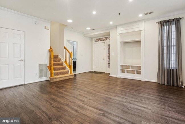 Building Photo - 8930 Milford Haven Ct
