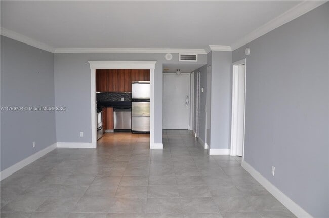 Primary Photo - 13499 Biscayne Blvd