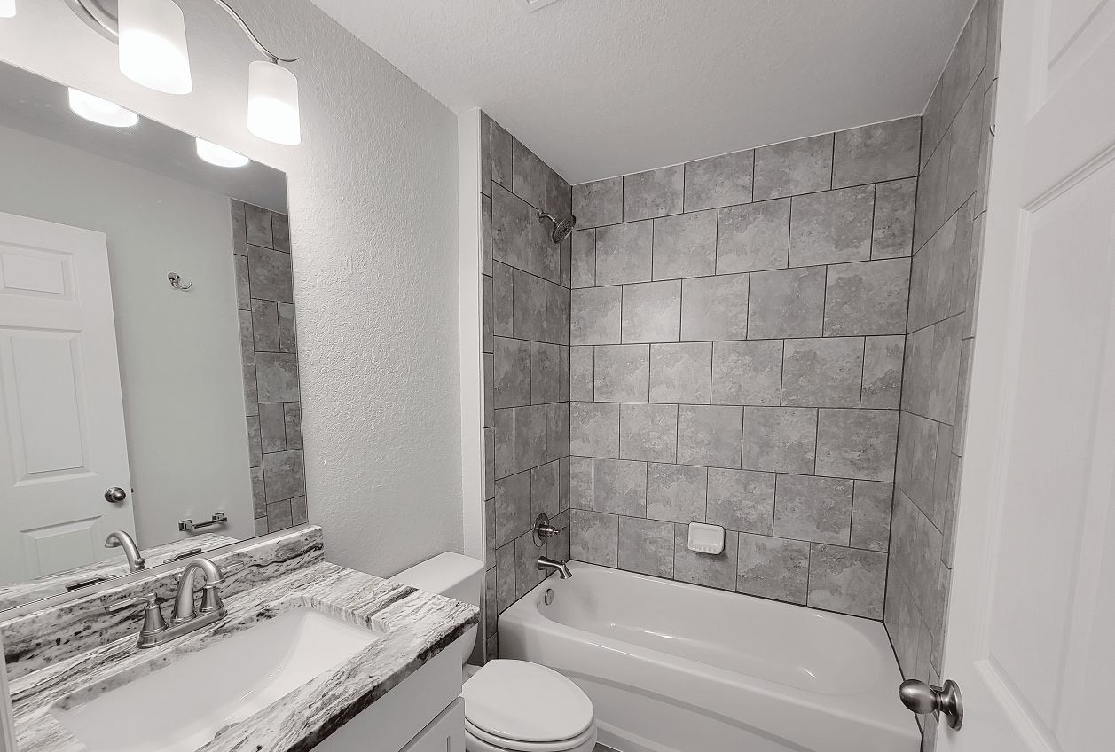 Building Photo - 329 Marion Oaks Blvd