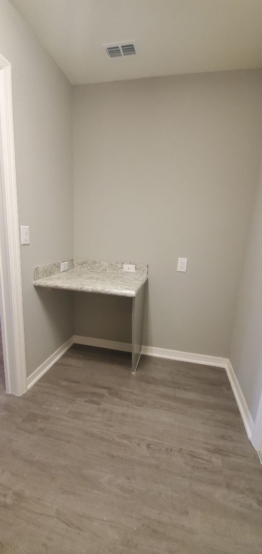 Building Photo - 4-bedroom Home in Villamar **MOVE-IN SPECIAL, 50% OFF 2ND MONTH***