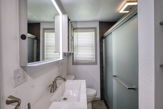 Building Photo - Modern 3-Bedroom Home with Smart Features & Premium Upgrades