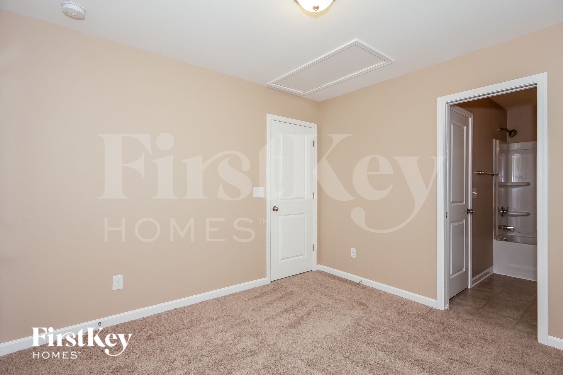 Building Photo - 11507 McDunkeld Dr