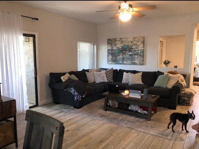 Building Photo - 15050 N Thompson Peak Pkwy