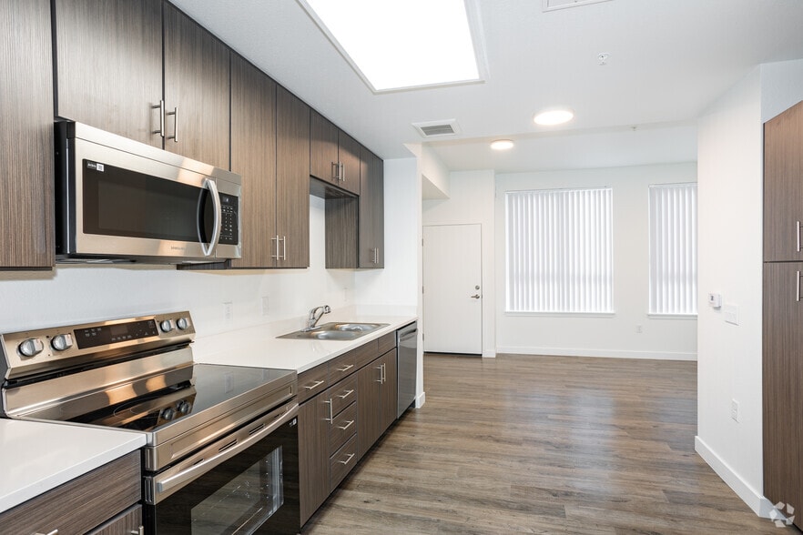 Primary Photo - Krisana Apartments