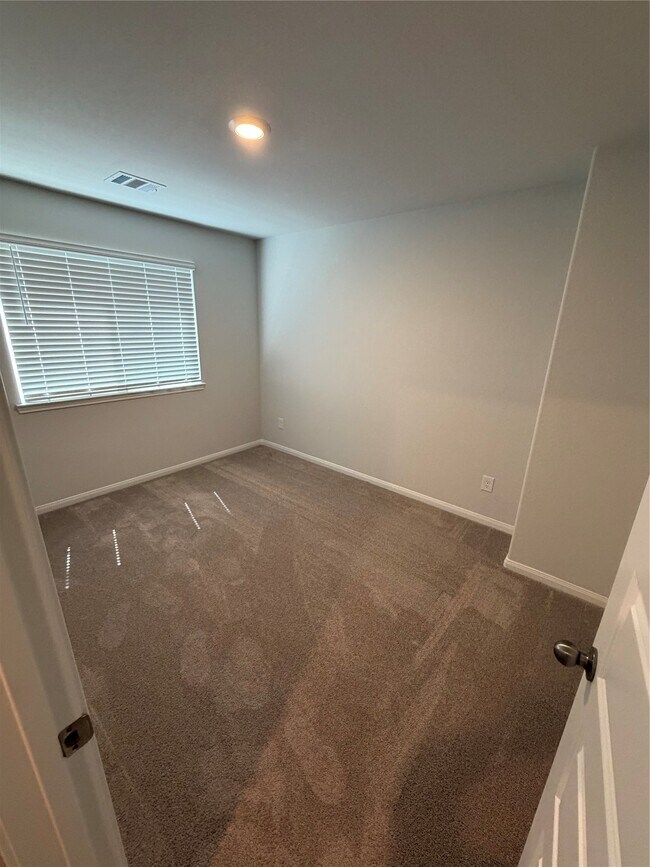 Building Photo - 13212 Musky Dr