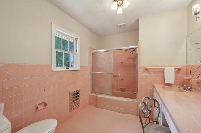 Building Photo - 1175 N 23rd St