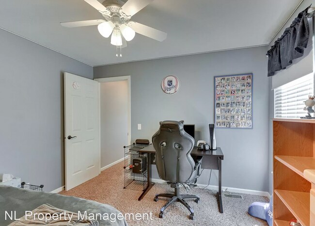 Building Photo - 5 br, 3 bath House - 19617 Poppleton Ave