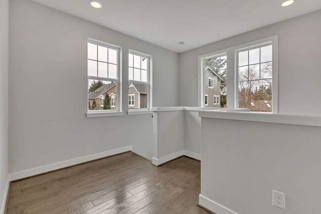 Building Photo - Sophisticated and Luxurious