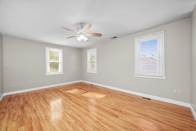 Building Photo - 2623 96th Pl