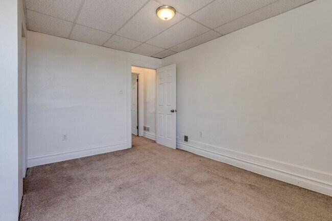 Building Photo - 612 Ceres Wy