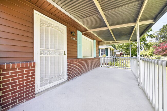 Building Photo - 2848 Blan St