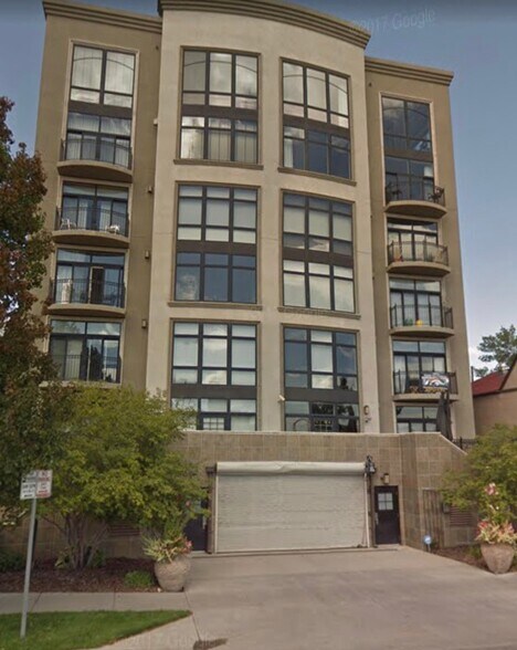 Building Photo - 1755 Central St