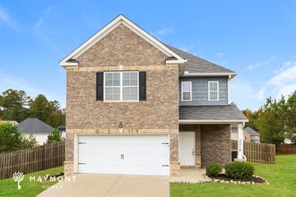 Building Photo - Gorgeous 4 Bedroom Home in Hephzibah with Fenced Backyard