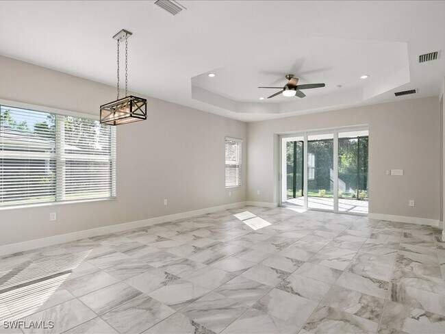 Building Photo - 2385 Ariane Dr