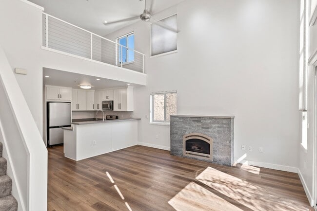 Building Photo - Well maintained two-story condo - Bright End Unit - Lease Terms Options Outlined in Description