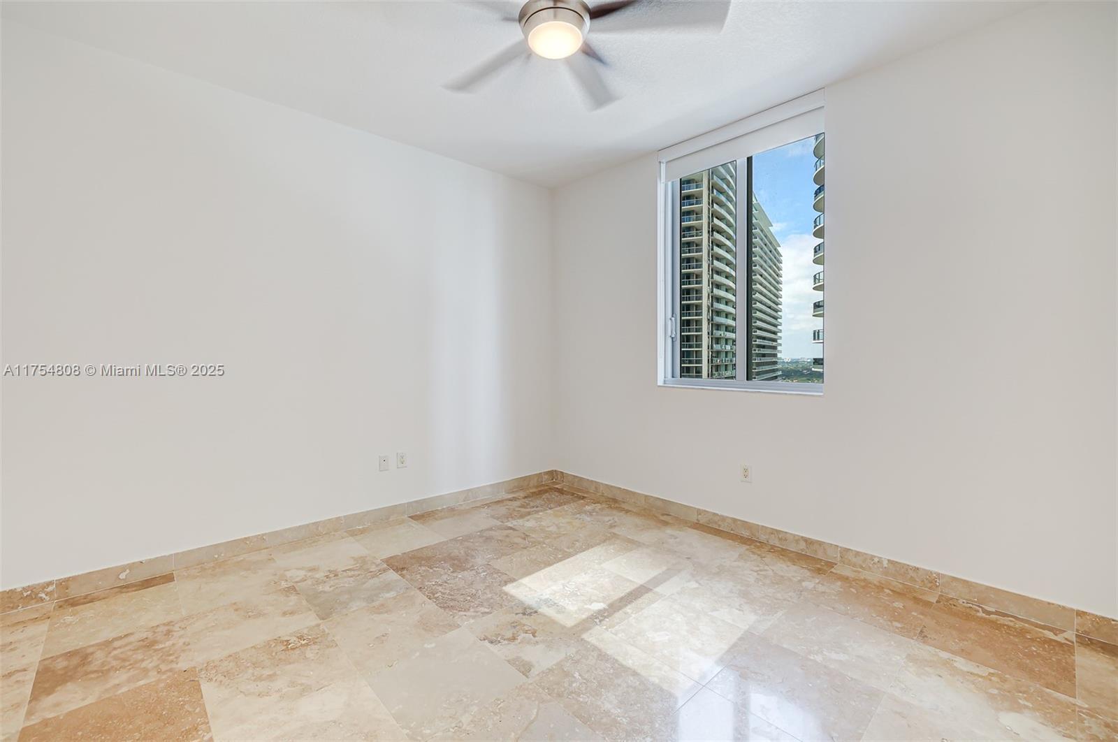 Building Photo - 1050 Brickell Ave