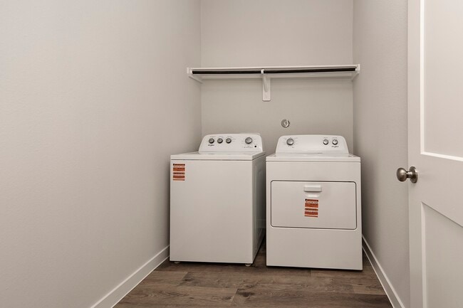 Building Photo - 7922 Alset Dr