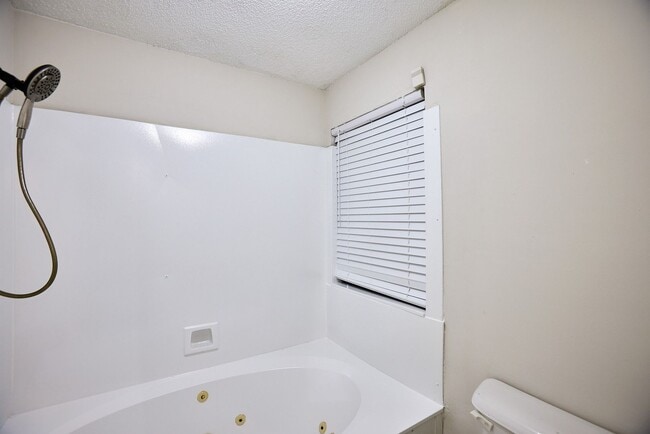 Building Photo - Stylish 3-Bedroom Home with Bonus Space and a Serene Primary Suite